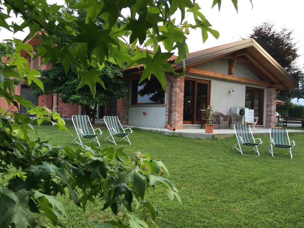 Вілла Agriturismo La Virginia Revello Екстер'єр фото